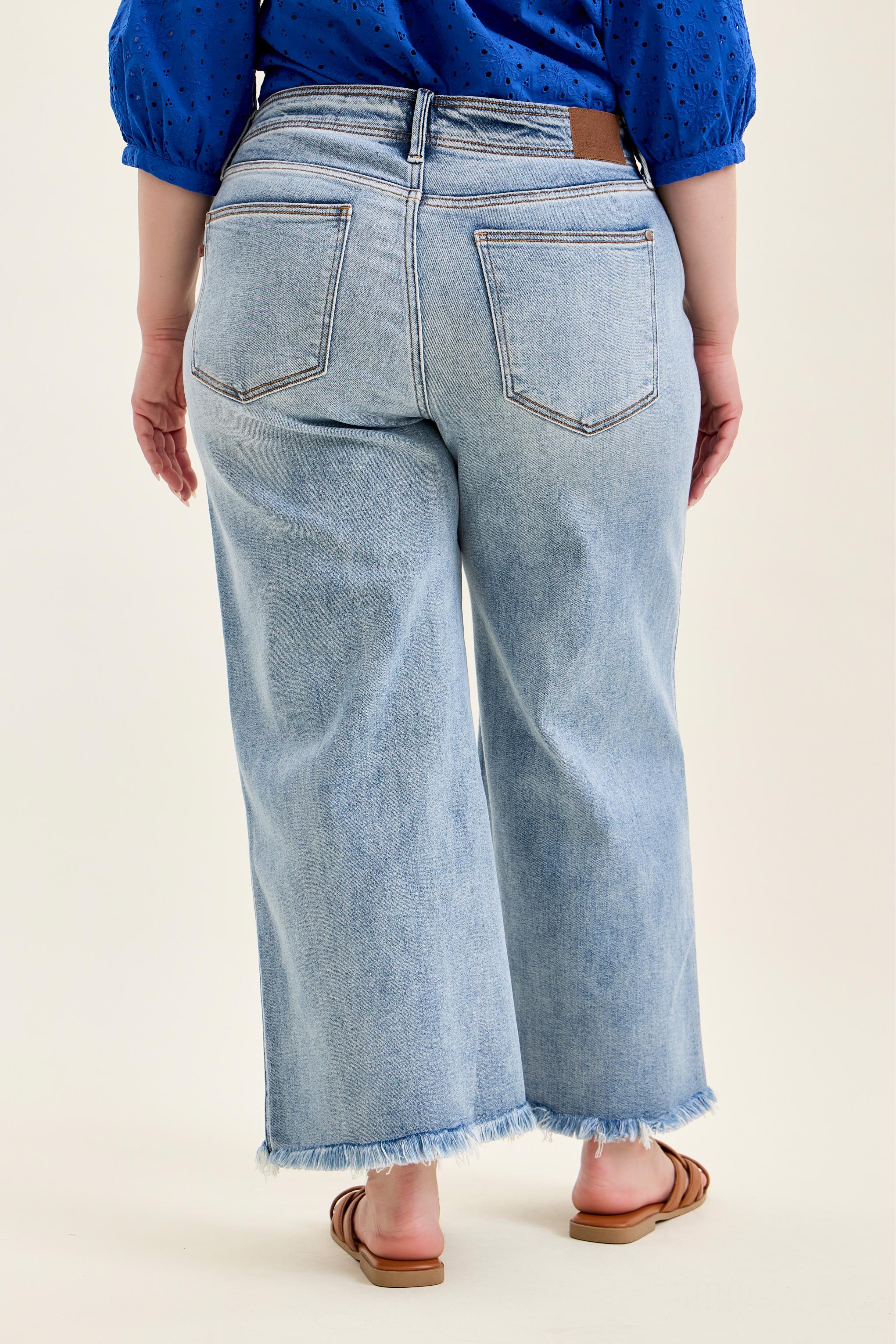 Judy Blue Mary Mid Rise Ankle Wide Leg + Hollywood WB + Fray Hem